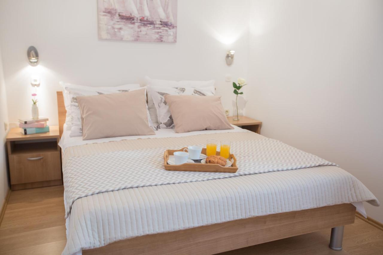 Maiv Residence - Family & Designer Suites Рогозница Номер фото